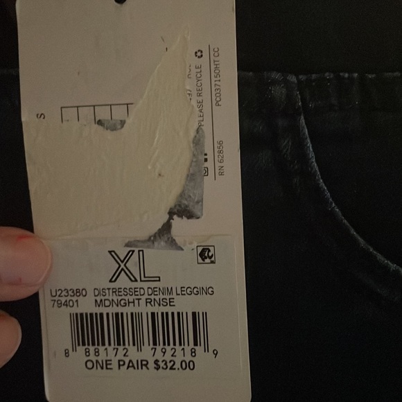 HUE Distressed Denim Skinny Pull on Elastic Waistband Jeans Leggings XL 16/18 - Picture 5 of 8